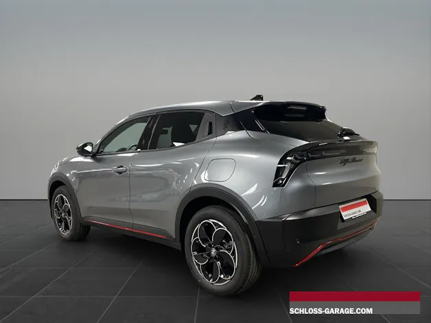 Alfa Romeo Junior Elettrica Speciale Pack Tech