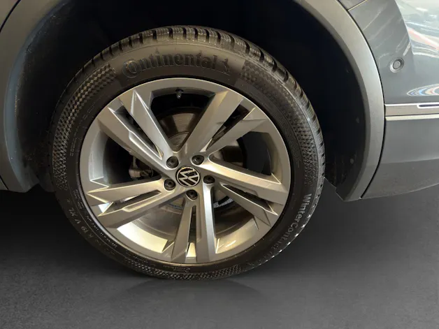 VW Tiguan Allspace 2.0TSI R-Line 4Motion DSG