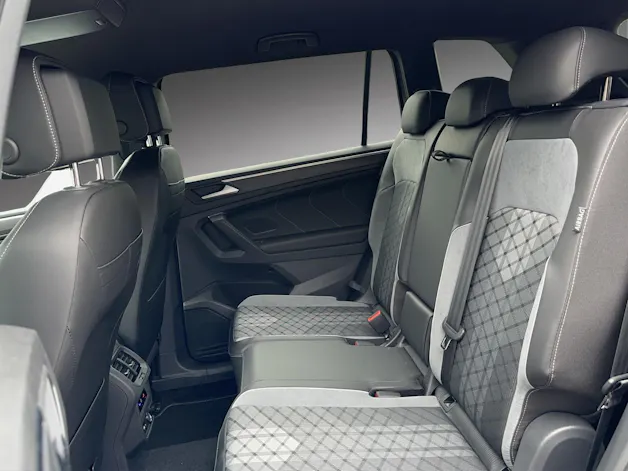 VW Tiguan Allspace 2.0TSI R-Line 4Motion DSG