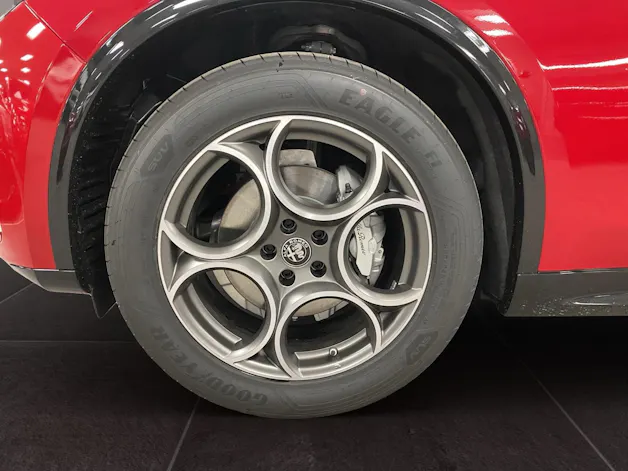 Alfa Romeo STELVIO 2.0 Q4 280 Sprint E