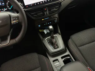 Ford Focus 1.0 MHEV ST-Line Automat