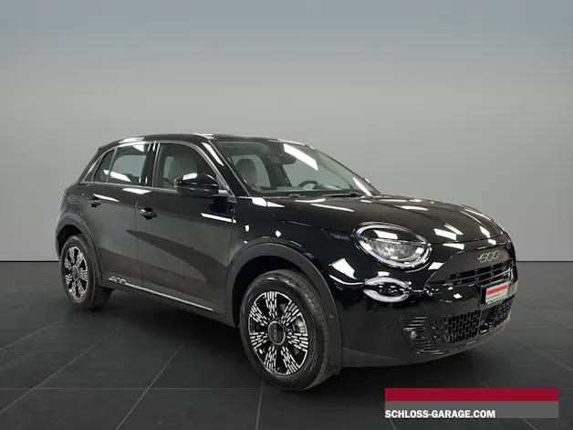 Fiat 600 1.2 Hybrid 136 Swis