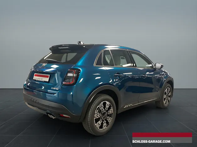 Fiat 600 1.2 Hybrid 136 Swis