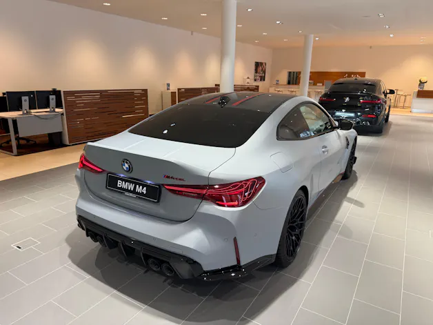 BMW M4 CSL Coupé