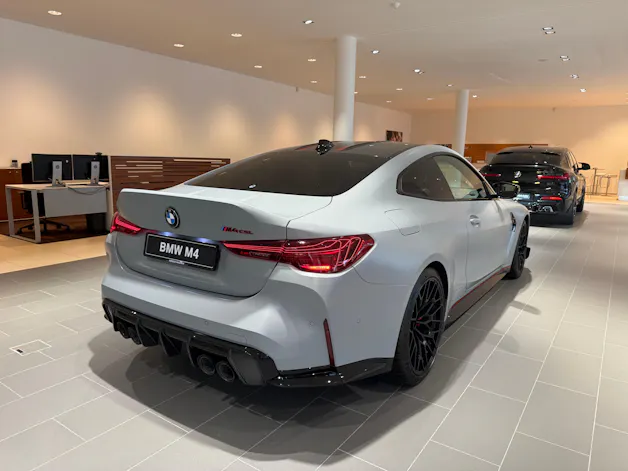 BMW M4 CSL Coupé