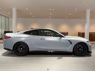 BMW M4 CSL Coupé