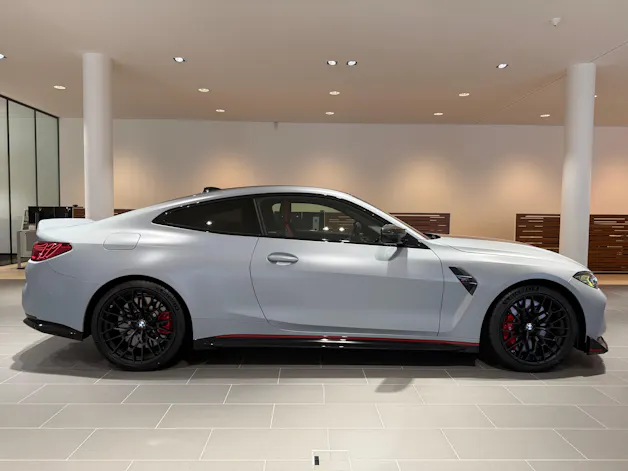BMW M4 CSL Coupé