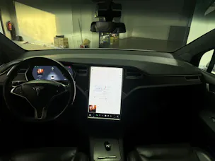 Tesla Model X 90 D