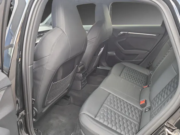 Audi RS3 Limousine 2.5 TSI quattro S-tronic
