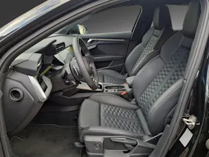 Audi RS3 Limousine 2.5 TSI quattro S-tronic