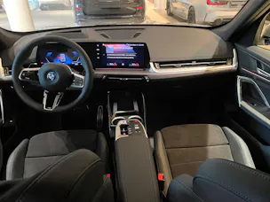 BMW iX1 xDrive 30 M Sport