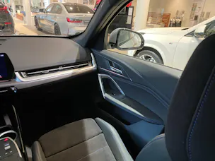 BMW iX1 xDrive 30 M Sport