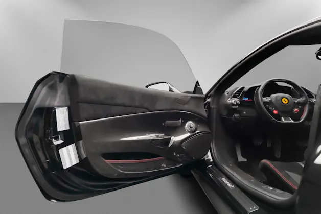 Ferrari 488 Pista 3.9 V8