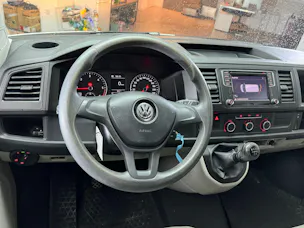 VW T6 2.0 TDI Entry
