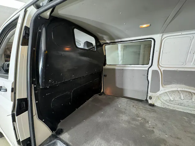 VW T6 2.0 TDI Entry