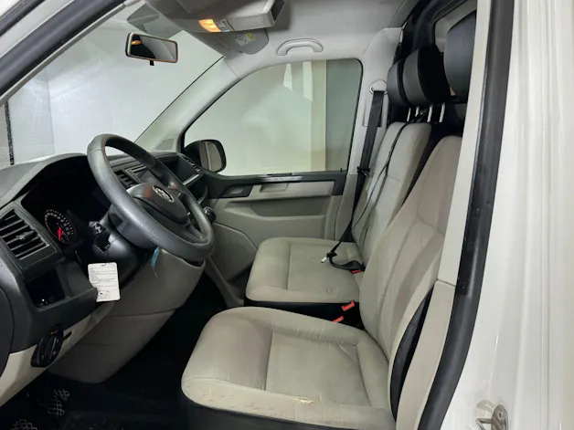 VW T6 2.0 TDI Entry