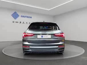 Audi Q3 35 TDI S line quattro S-tronic