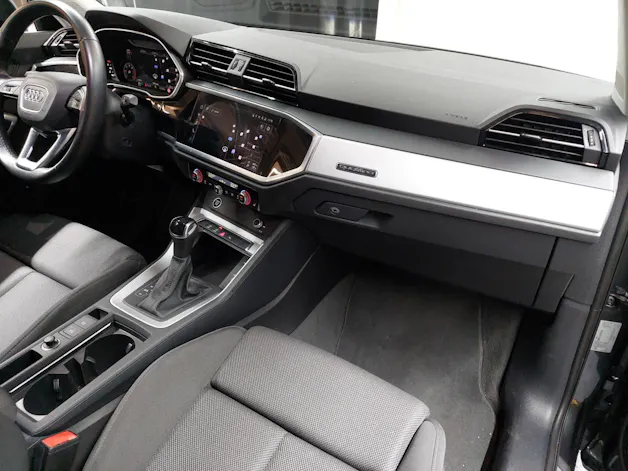 Audi Q3 35 TDI S line quattro S-tronic