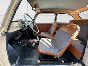 Fiat SEAT 600 D baugleich FIAT 600 (in Spanien endmontiert)