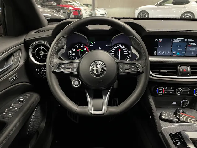 Alfa Romeo STELVIO 2.0 MA 280 AT Q4 Ve
