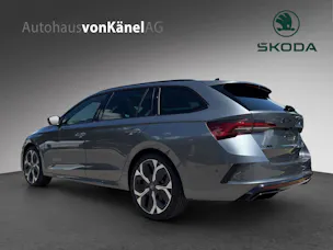 Škoda Octavia Combi 2.0 TSI DSG RS