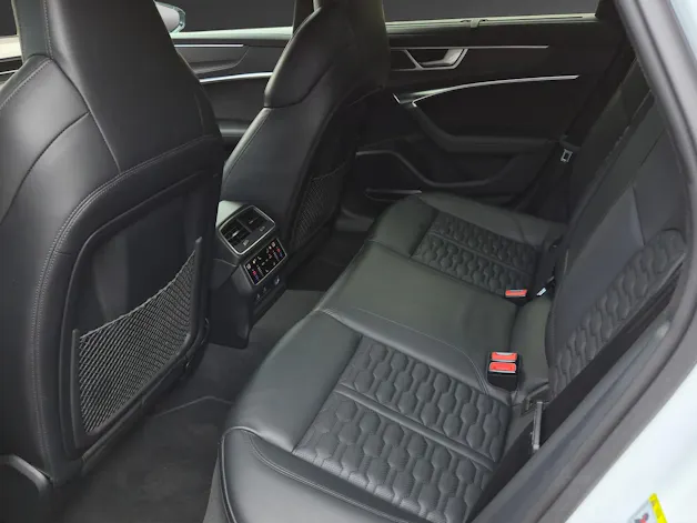 AUDI RS6 Avant 4.0 TFSI V8 quattro