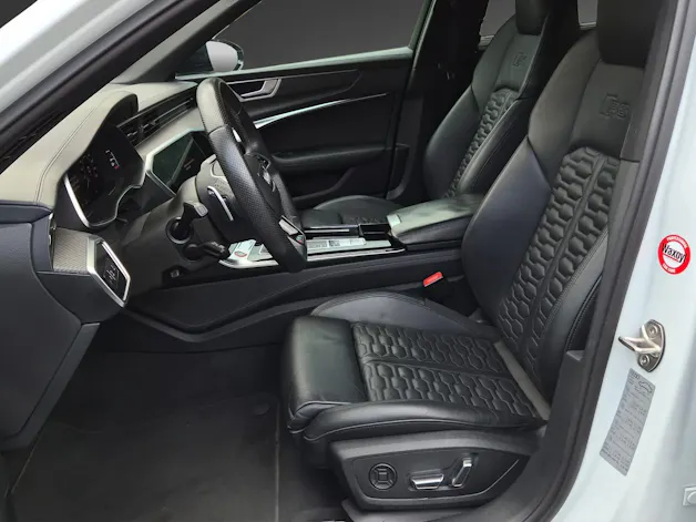 AUDI RS6 Avant 4.0 TFSI V8 quattro