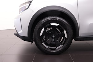 Vehicle image OPEL Frontera 1.2 T HEV Edition