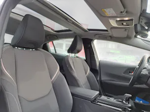 Toyota Prius 2.0 Plug-In-Hybrid Style