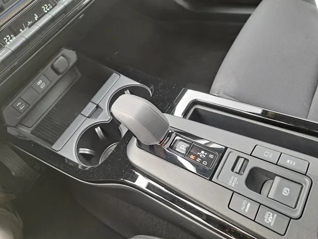 Toyota Prius 2.0 Plug-In-Hybrid Style