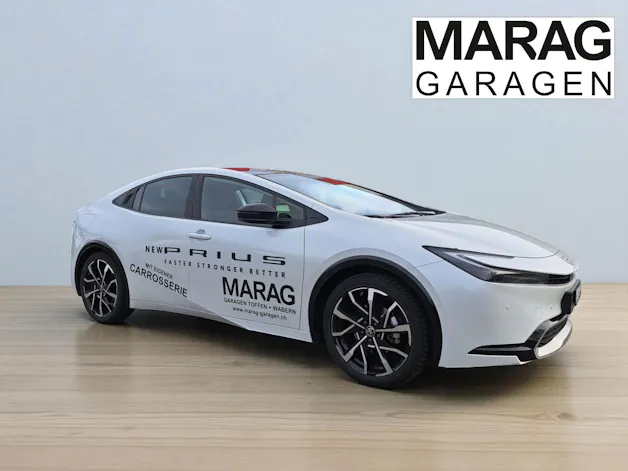 Toyota Prius 2.0 Plug-In-Hybrid Style