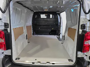 Peugeot Expert Kaw. Standard 1.5 BlueHDi 120 PS