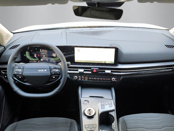 Vehicle image 4 Vehicle image 4