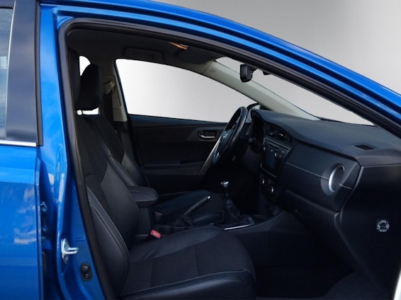 Vehicle image 7 Vehicle image 7