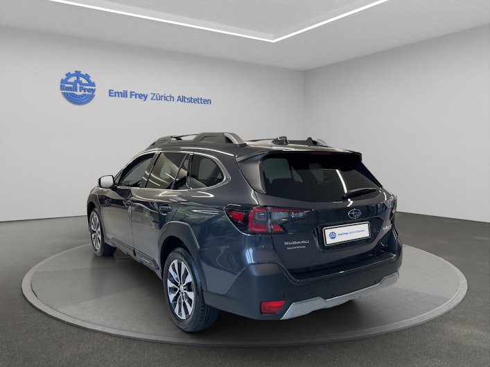 Vehicle image SUBARU OUTBACK
