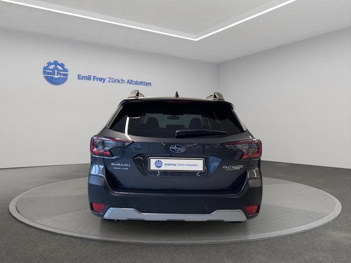 Vehicle image SUBARU OUTBACK