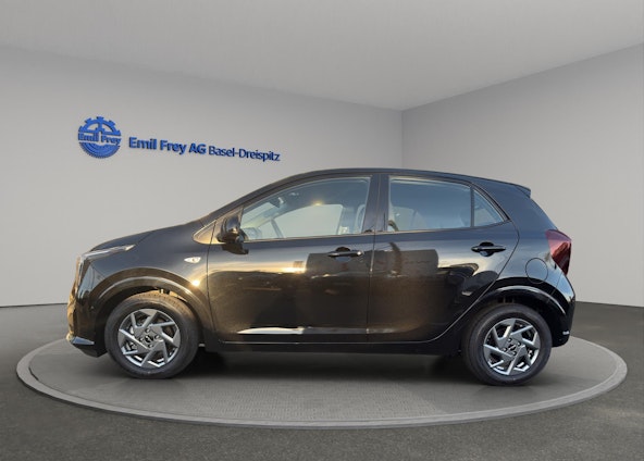 Vehicle image 2 Vehicle image 2