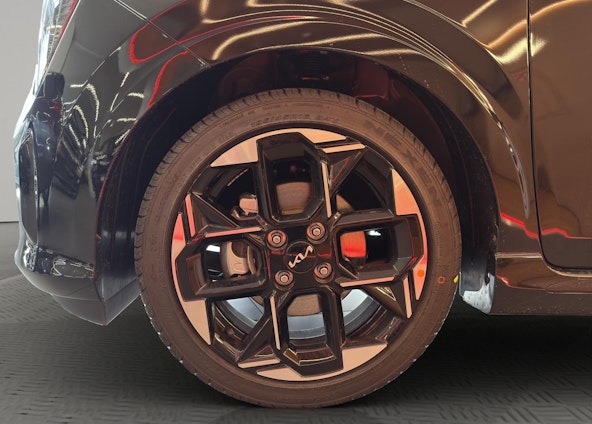 Vehicle image 9 Vehicle image 9