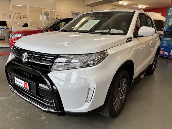 First vehicle image