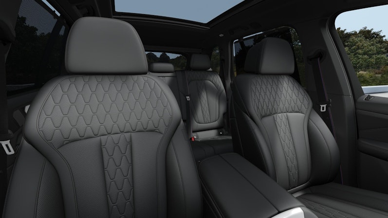 Vehicle image BMW X5