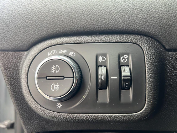 image du véhicule 15 image du véhicule 15