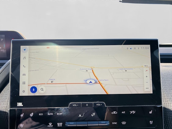 Vehicle image 4 Vehicle image 4