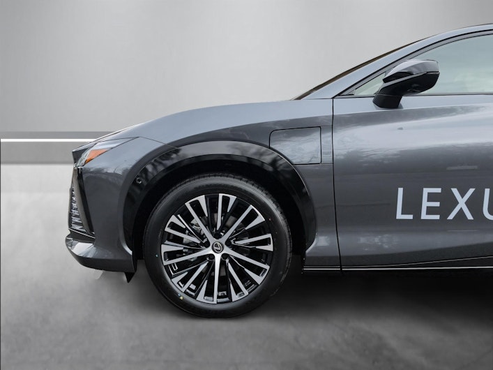 Vehicle image LEXUS RZ