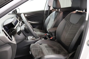 Vehicle image OPEL Grandland 1.6 T PHEV Elegance