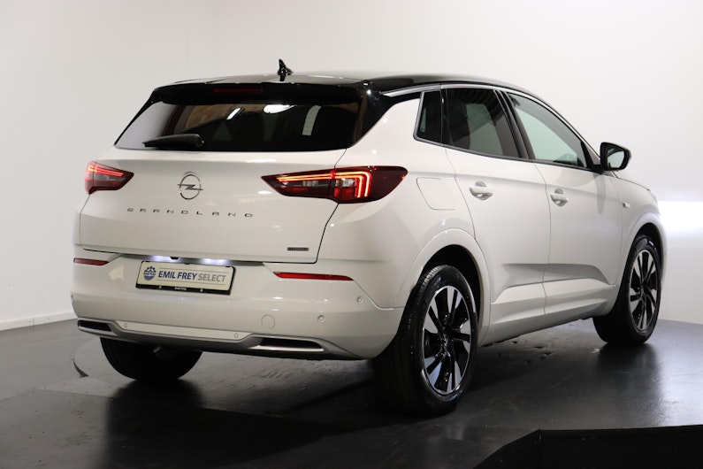 Vehicle image OPEL GRANDLAND