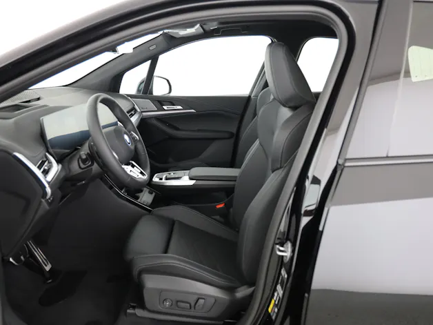 BMW 225e xDrive paddles Active Tourer