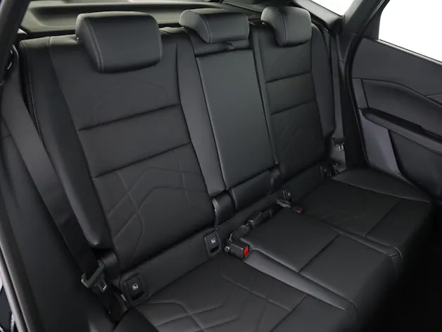 BMW 225e xDrive paddles Active Tourer