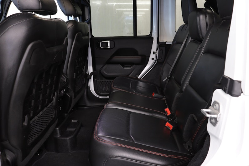 Vehicle image JEEP WRANGLER