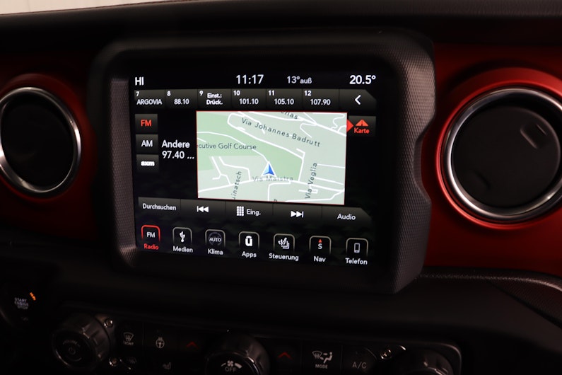 Vehicle image JEEP WRANGLER