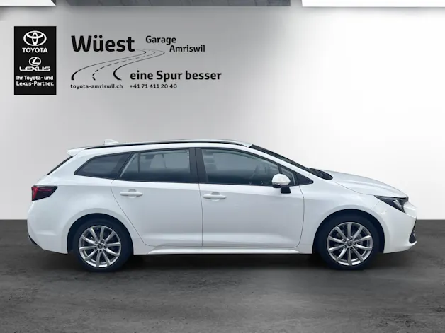 Toyota Corolla Touring Sports 1.8 HSD Comfort